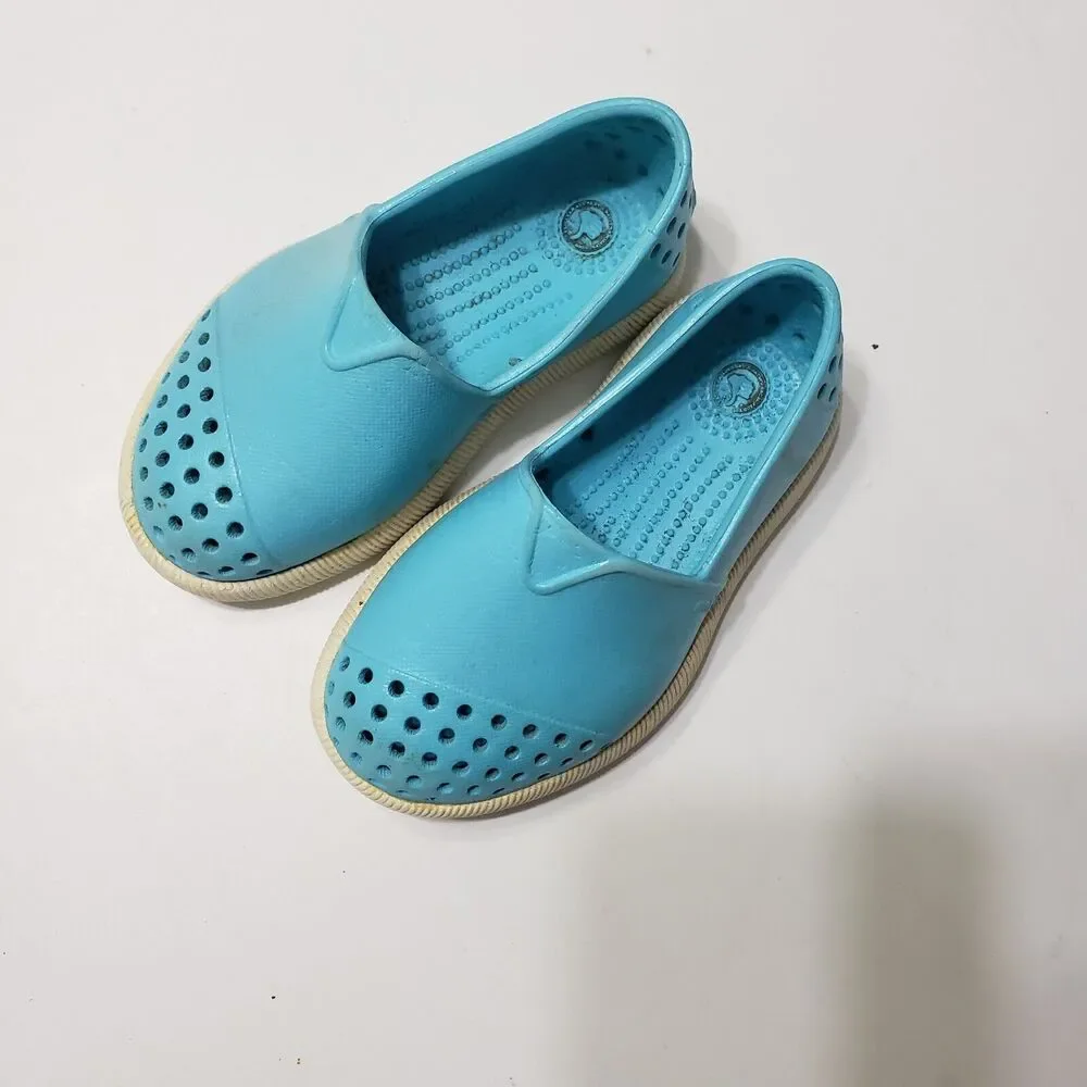 Native Kids Girl 5 Bright Blue Breathable Comfort‎ Shoes Eyelet Details Water